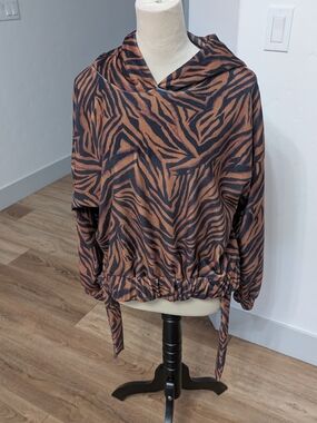 Women's Brown & Black Zebra Print Hooded Pullover Sweatshirt